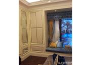 ����κ����ٸ�