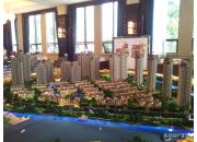 ����κ����ٸ�