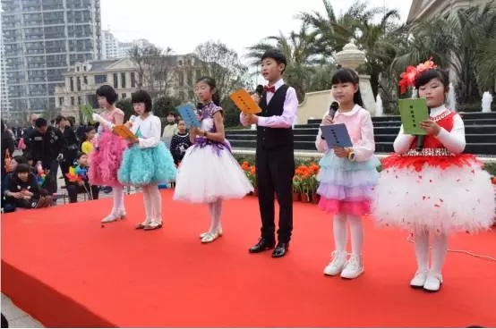 �º����¹�԰�����㻨չ