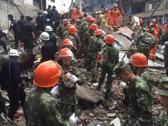 �����񷿵���,�����Ͼ�,Σ������