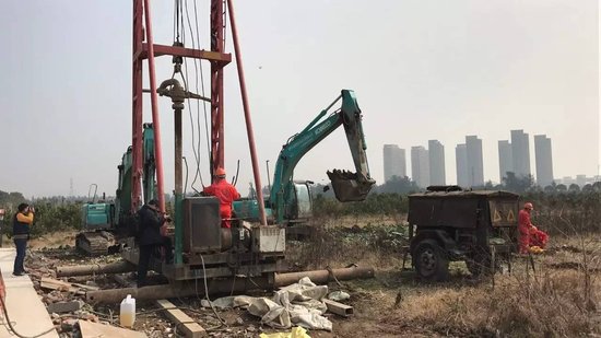 ����S2��һ����20��վ�� ����������û�о�����ң�