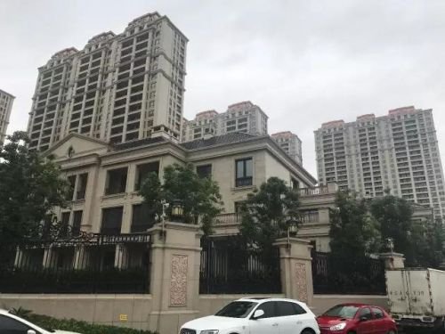 购买排屋 产权面积竟多了100㎡ 业主捡了大便宜?